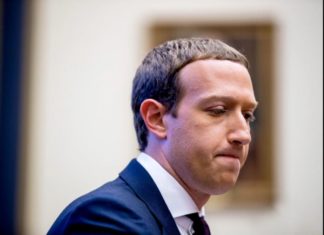 Zuckerberg sued in person over Cambridge Analytica