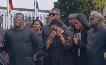 First Lady Lordina Mahama weeps uncontrollably as she lays wreath for helicopter crash victims