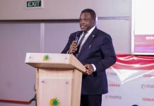 Minister seeks expert input on 5G rollout strategy