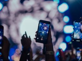 Global smartphone shipments set for record 13.9% decline amid chip shortage