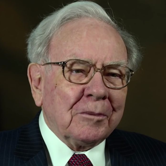 Warren_Buffett_at_the_2015_SelectUSA_Investment_Summit_(cropped)