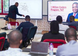 Huawei experts lead One Million Coders trainers in Datacom, network technology
