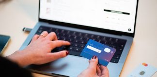 UK workers spend £958m on AI as consumers turn to chatbots for news